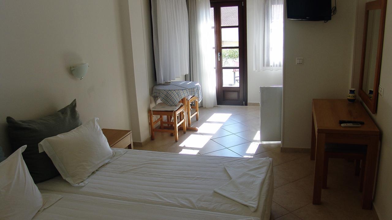 Notis Hotel Samos Town Exterior foto